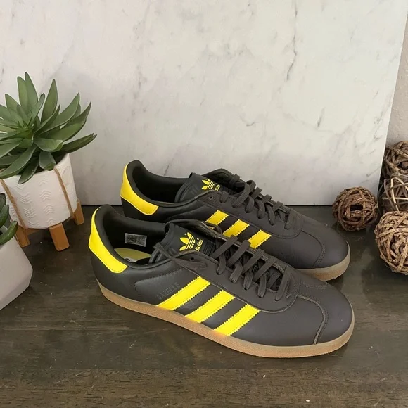 adidas gazelle silver green womens adidas Gazelle Indoor Focus Olive 12